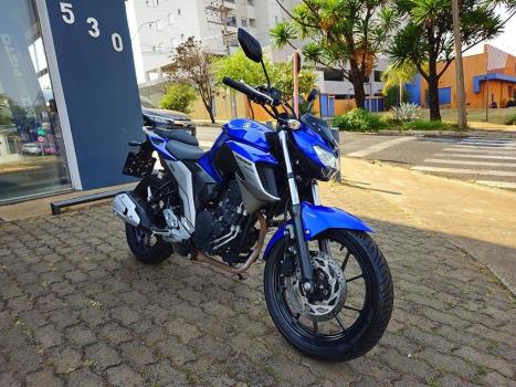 YAMAHA FZ 25 250 Fazer Flex , Foto 2
