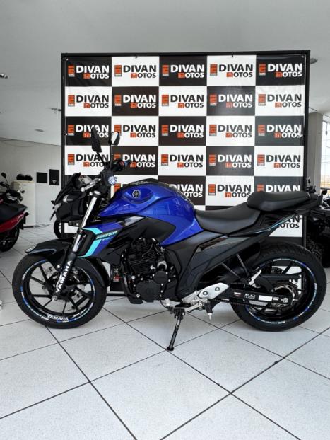 YAMAHA FZ 25 250 Fazer Flex , Foto 3