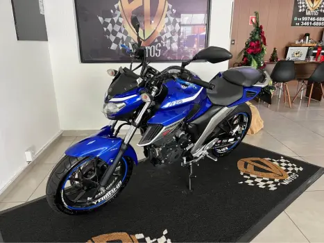 YAMAHA FZ 25 250 Fazer Flex , Foto 3