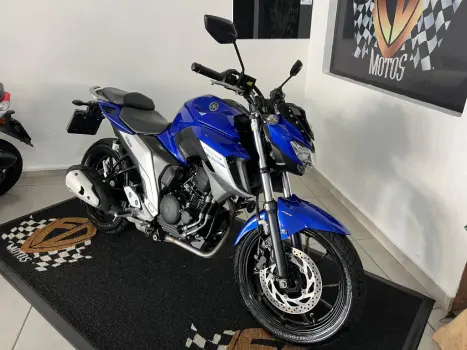 YAMAHA FZ 25 250 Fazer Flex , Foto 2