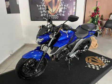 YAMAHA FZ 25 250 Fazer Flex , Foto 3