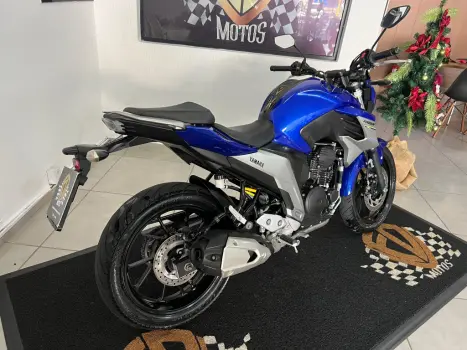 YAMAHA FZ 25 250 Fazer Flex , Foto 4