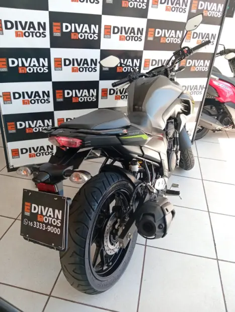 YAMAHA FZ 25 250 Fazer Flex , Foto 5