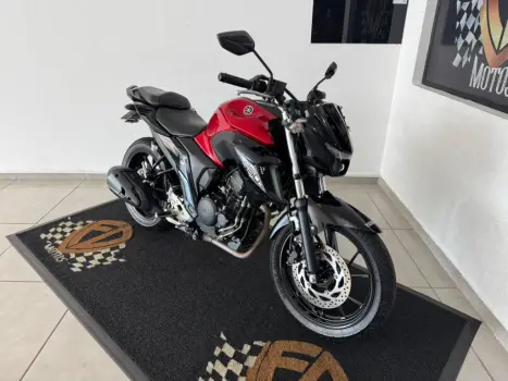 YAMAHA FZ 25 250 Fazer Flex , Foto 2