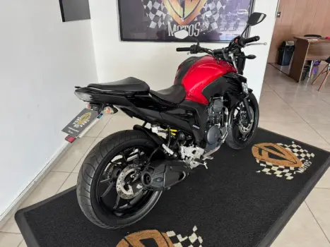 YAMAHA FZ 25 250 Fazer Flex , Foto 4