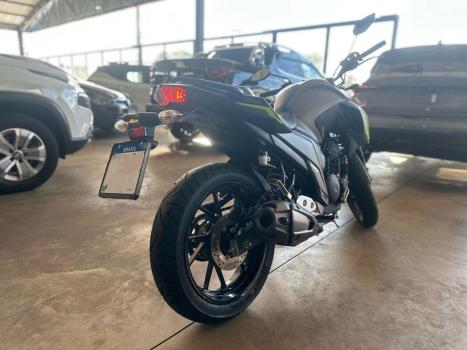 YAMAHA FZ 25 250 Fazer Flex , Foto 3