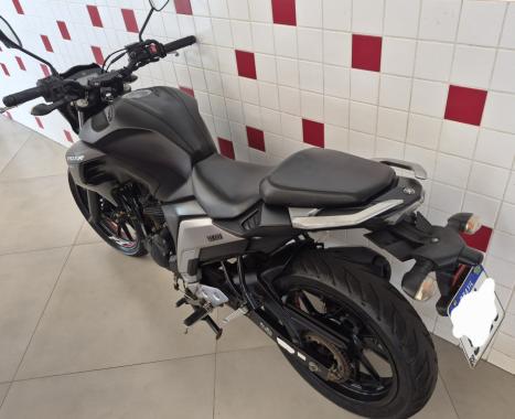 YAMAHA FZ 25 250 Fazer Flex , Foto 6