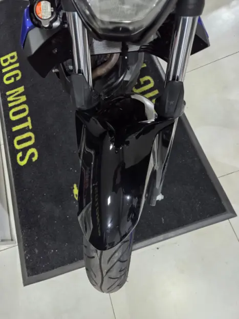 YAMAHA MT-03 300 ABS, Foto 9