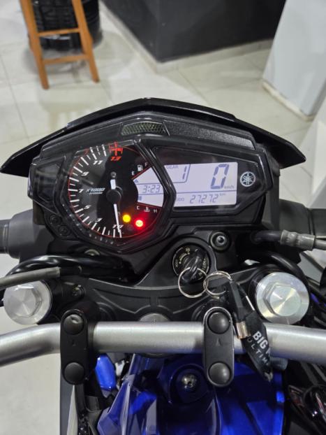 YAMAHA MT-03 300 ABS, Foto 16