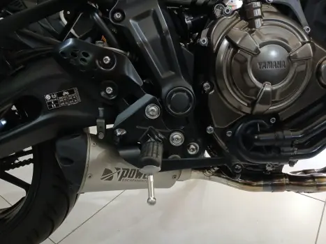 YAMAHA MT-07 700 ABS, Foto 13
