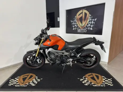 YAMAHA MT-09 850 ABS, Foto 5