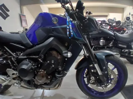 YAMAHA MT-09 850 ABS, Foto 6