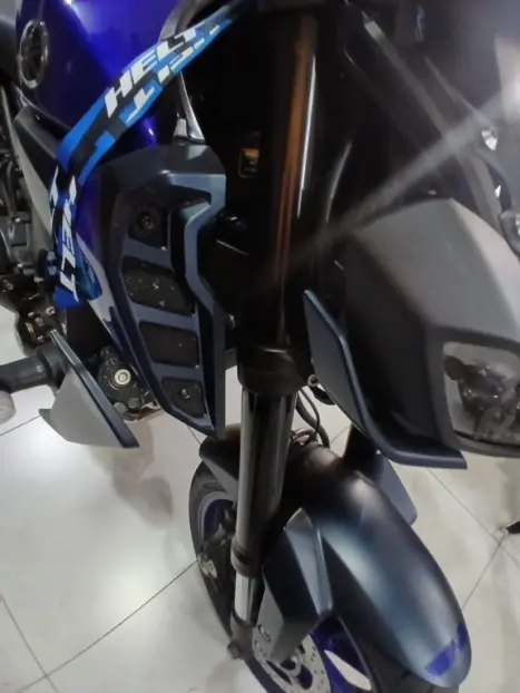 YAMAHA MT-09 850 ABS, Foto 12