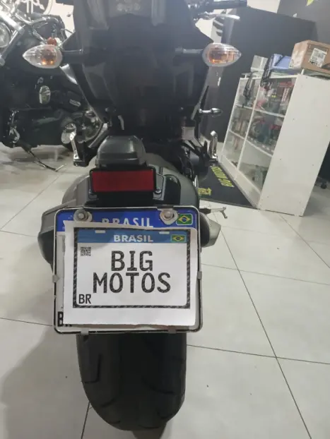 YAMAHA MT-09 850 ABS, Foto 16