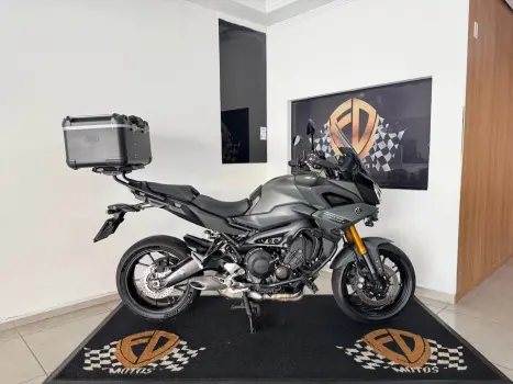 YAMAHA MT-09 Tracer GT 900 , Foto 1