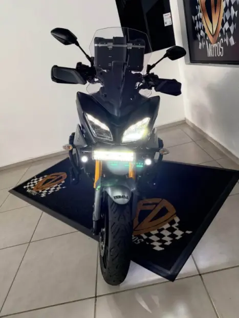 YAMAHA MT-09 Tracer GT 900 , Foto 3