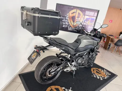 YAMAHA MT-09 Tracer GT 900 , Foto 7