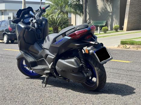 YAMAHA XMax 250 , Foto 2