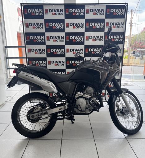 YAMAHA XTZ 250 TENER, Foto 2