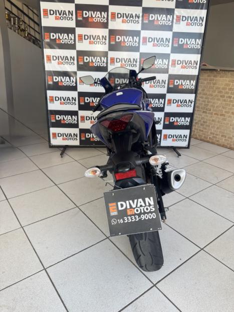 YAMAHA YZF R3 320 ABS, Foto 5