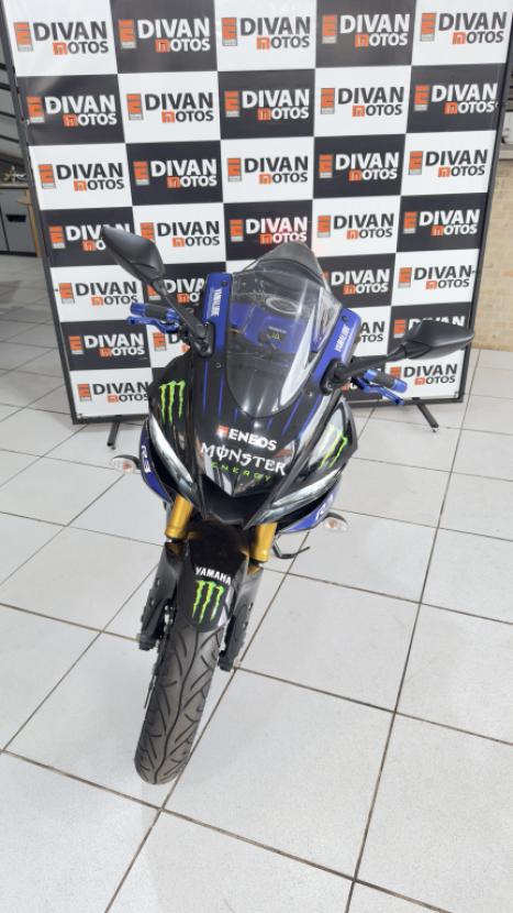 YAMAHA YZF R3 320 ABS, Foto 6