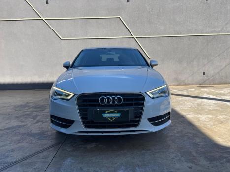 AUDI A3 1.4 16V 4P TFSI SPORTBACK S-TRONIC AUTOMTICO, Foto 3