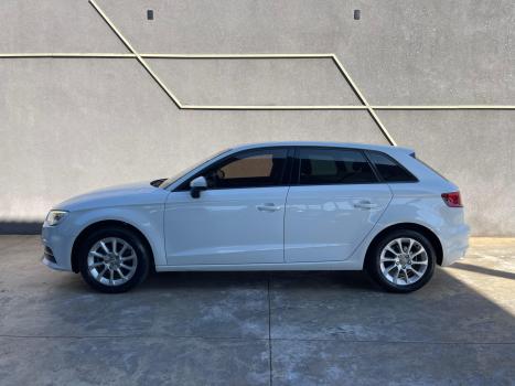 AUDI A3 1.4 16V 4P TFSI SPORTBACK S-TRONIC AUTOMTICO, Foto 5