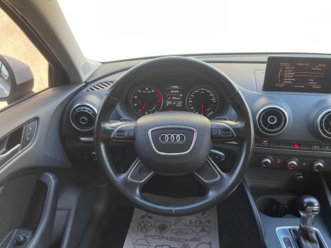 AUDI A3 1.4 16V 4P TFSI SPORTBACK S-TRONIC AUTOMTICO, Foto 8