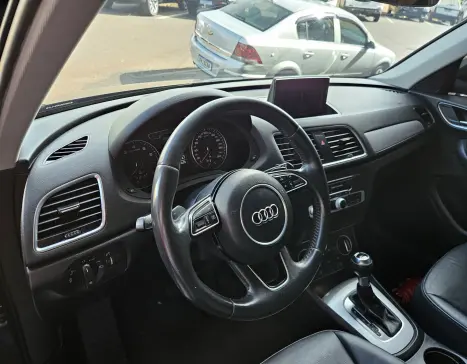 AUDI Q3 1.4 4P FLEX TFSI AMBIENTE S-TRONIC AUTOMTICO, Foto 9
