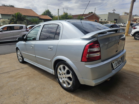 CHEVROLET Astra Hatch 2.0 4P ADVANTAGE FLEX AUTOMTICO, Foto 4