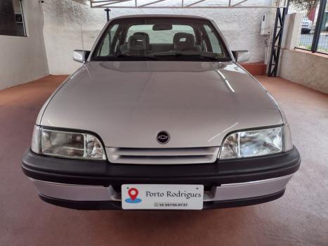 CHEVROLET Monza Sedan 2.0 4P EFI BARCELONA, Foto 2