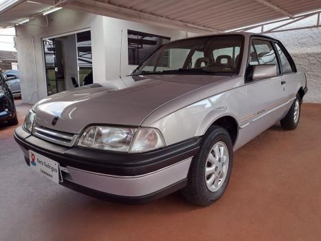CHEVROLET Monza Sedan 2.0 4P EFI BARCELONA, Foto 3