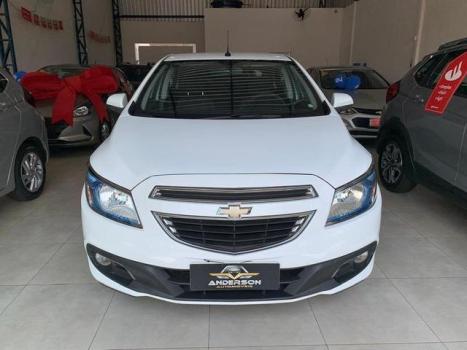 CHEVROLET Onix Hatch 1.4 4P FLEX LTZ, Foto 1