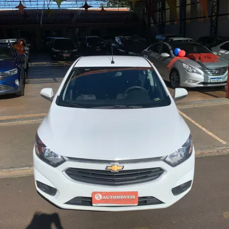 CHEVROLET Onix Hatch 1.4 4P FLEX LT, Foto 3