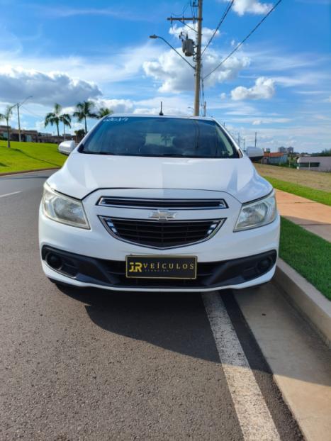 CHEVROLET Onix Hatch 1.0 4P FLEX LT, Foto 1