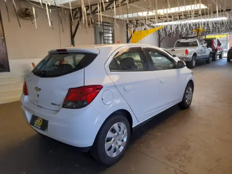 CHEVROLET Onix Hatch 1.4 4P FLEX LT, Foto 5