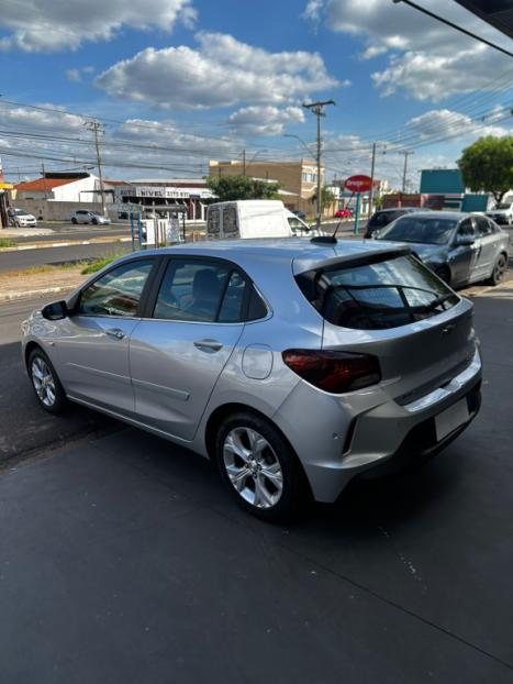 CHEVROLET Onix Hatch 1.0 12V 4P FLEX PREMIER TURBO AUTOMTICO, Foto 5