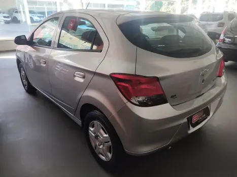 CHEVROLET Onix Hatch 1.0 4P FLEX LT, Foto 10