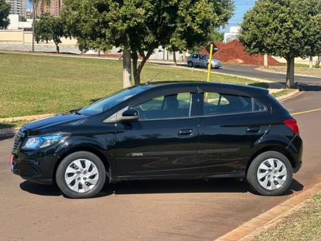 CHEVROLET Onix Hatch 1.4 4P FLEX LT, Foto 13