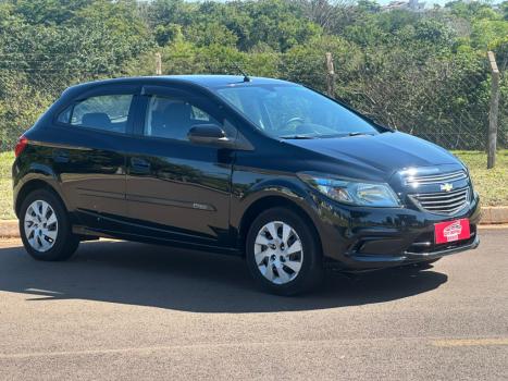 CHEVROLET Onix Hatch 1.4 4P FLEX LT, Foto 19