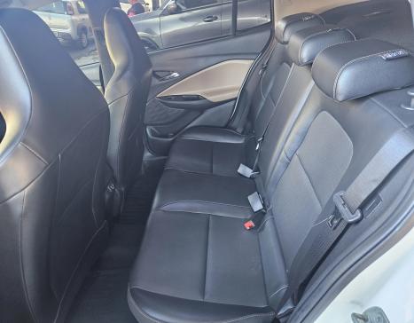 CHEVROLET Onix Hatch 1.0 12V 4P FLEX PLUS PREMIER MIDNIGHT TURBO AUTOMTICO, Foto 6