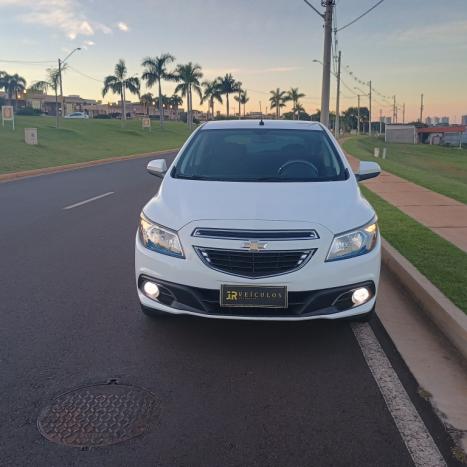 CHEVROLET Onix Hatch 1.4 4P FLEX LTZ, Foto 5