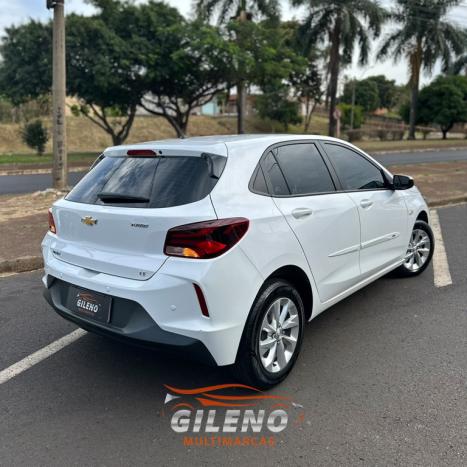 CHEVROLET Onix Hatch 1.0 4P FLEX LT TURBO, Foto 4