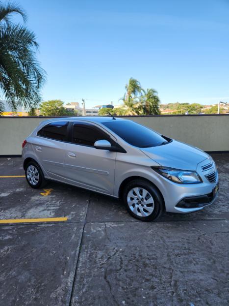 CHEVROLET Onix Hatch 1.4 4P FLEX LT, Foto 4