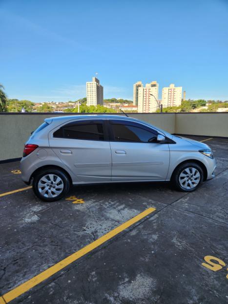 CHEVROLET Onix Hatch 1.4 4P FLEX LT, Foto 7