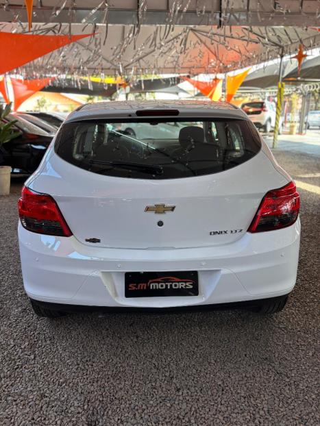 CHEVROLET Onix Hatch 1.4 4P FLEX LTZ AUTOMTICO, Foto 9
