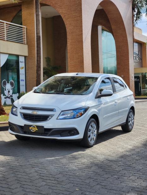 CHEVROLET Onix Hatch 1.4 4P FLEX LT, Foto 6