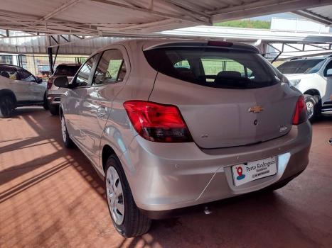 CHEVROLET Onix Hatch 1.4 4P FLEX LT, Foto 10