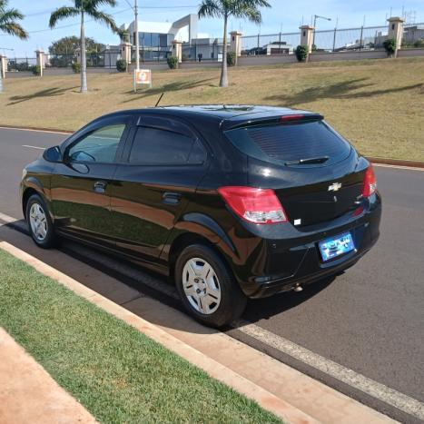 CHEVROLET Onix Hatch 1.0 4P FLEX LS, Foto 5