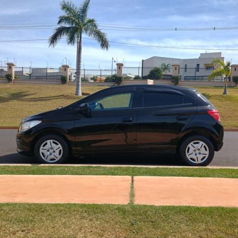 CHEVROLET Onix Hatch 1.0 4P FLEX LS, Foto 10